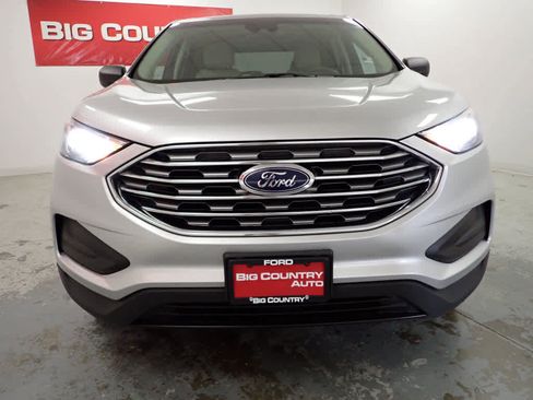 Used 2019 Ford Edge SE image 9