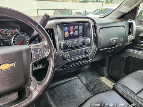 Used 2018 Chevrolet Silverado 1500 LT AWD/4WD image 23