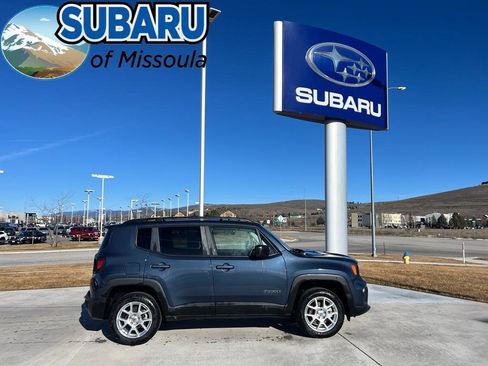Used 2023 Jeep Renegade Latitude w/ Premium Group image 1