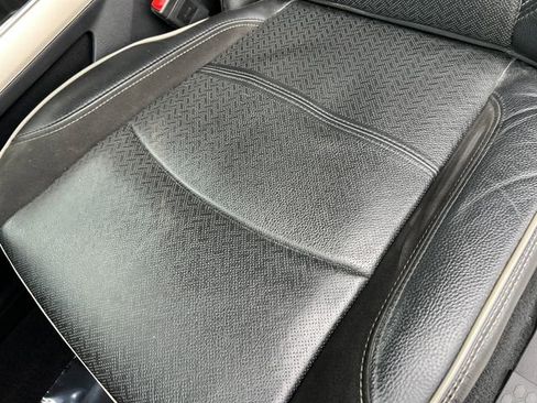 Used 2024 RAM 2500 Laramie image 15