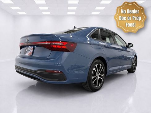 Used 2026 Volkswagen Jetta Sport FWD image 3