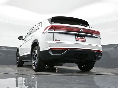 New 2026 Volkswagen Atlas Cross Sport SE image 36