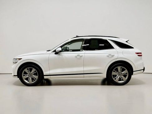 Used 2023 Genesis GV70 3.5T Sport w/ Sport Advanced Package AWD/4WD image 16
