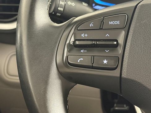 Certified 2026 Hyundai Venue SEL FWD image 39