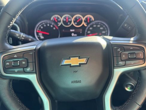 Used 2021 Chevrolet Silverado 1500 LT w/ Z71 Off-Road Package image 9