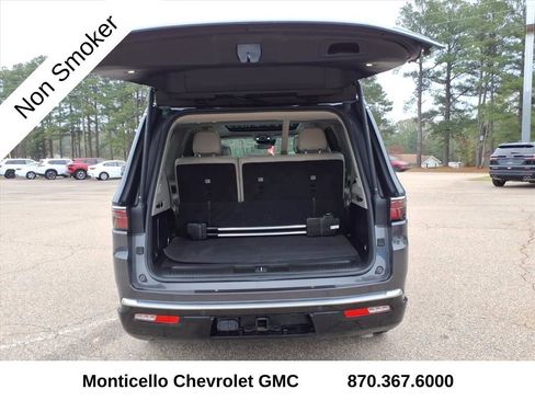 Used 2022 Jeep Wagoneer Series I w/ Premium Group I image 5