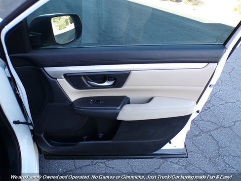 Used 2019 Honda CR-V LX image 29