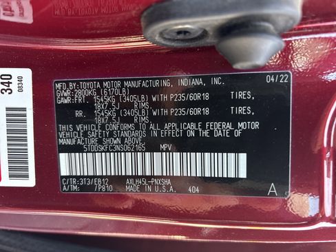 Used 2022 Toyota Sienna XSE w/ XSE Plus Package AWD/4WD image 5