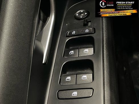 Used 2022 Hyundai Elantra SEL w/ Convenience Package FWD image 30