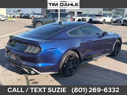 Used 2020 Ford Mustang Coupe w/ Black Accent Package RWD image 11