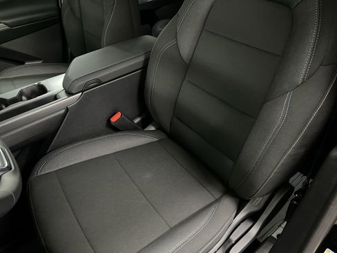 New 2026 Chevrolet Equinox EV LT image 52