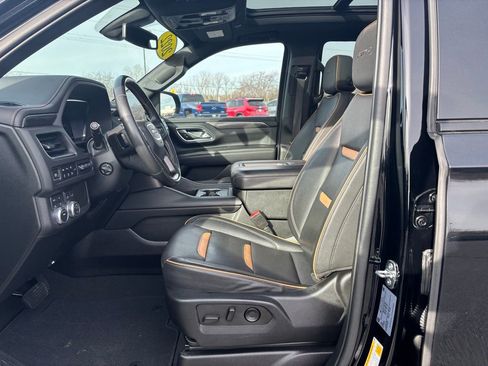 Used 2022 GMC Yukon AT4 w/ Technology Package image 16