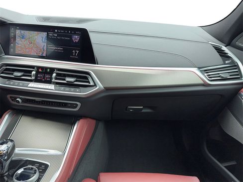 Used 2022 BMW X6 xDrive40i w/ Executive Package image 19