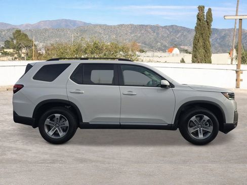 New 2026 Honda Pilot EX-L image 6