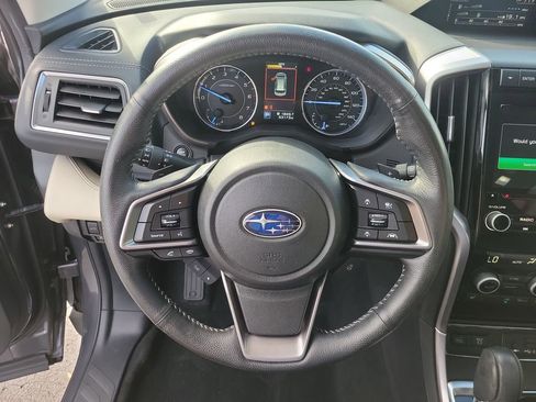 Used 2020 Subaru Ascent Limited w/ Technology Package image 29