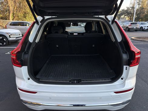 Certified 2023 Volvo XC60 B5 Plus w/ Protection Package image 34