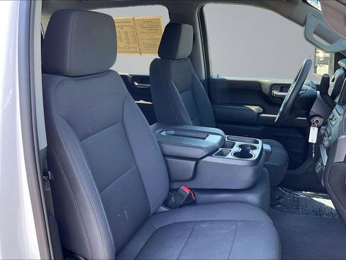 Used 2022 Chevrolet Silverado 2500 Custom AWD/4WD image 7