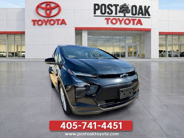 Used 2022 Chevrolet Bolt LT FWD image 8