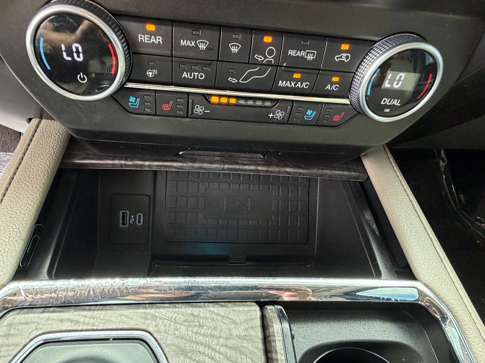 Used 2021 Ford Expedition Max Limited AWD/4WD image 33