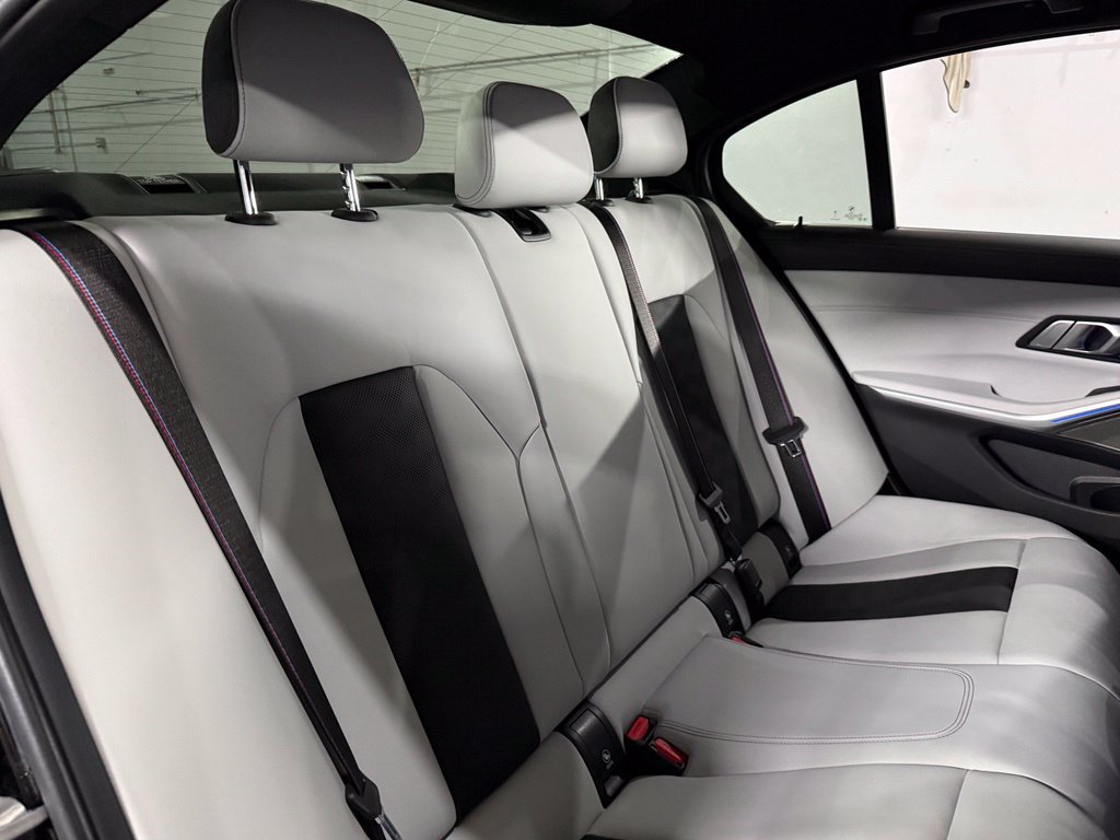 Used 2022 BMW M3 RWD image 27