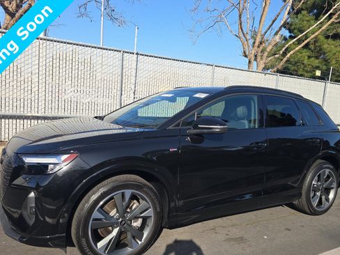 Used 2024 Audi Q4 e-tron Premium Plus image 3