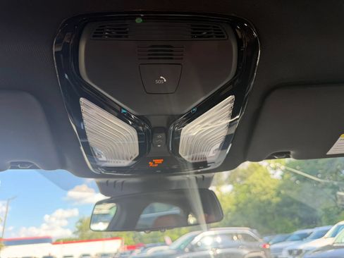 Used 2023 BMW i4 eDrive35 RWD image 25