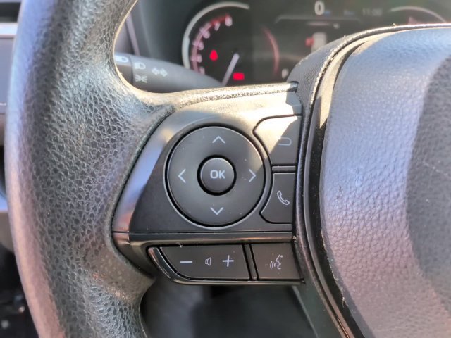 Used 2024 Toyota RAV4 XLE FWD image 16