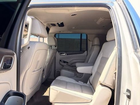 Used 2015 GMC Yukon XL Denali w/ Open Road Package AWD/4WD image 21