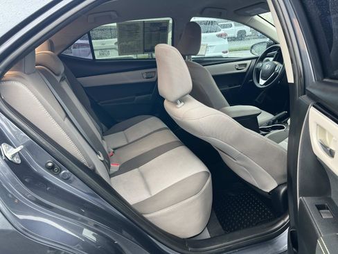 Used 2017 Toyota Corolla LE image 29