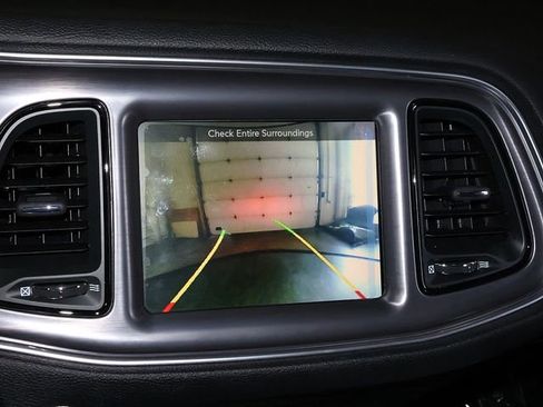 Used 2016 Dodge Challenger R/T Scat Pack RWD image 21