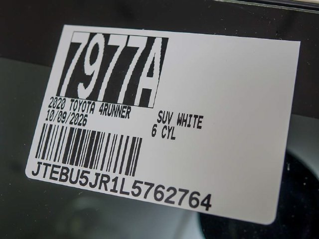 Certified 2020 Toyota 4Runner Limited AWD/4WD image 30