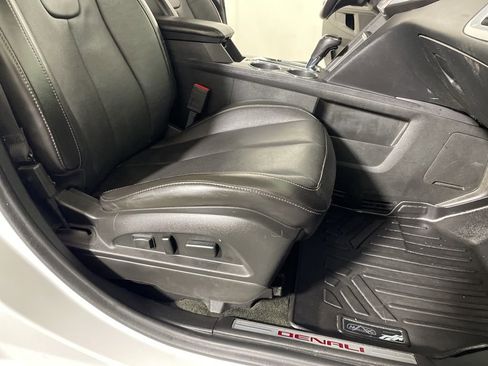 Used 2016 GMC Terrain Denali image 23