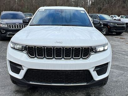 New 2025 Jeep Grand Cherokee Laredo