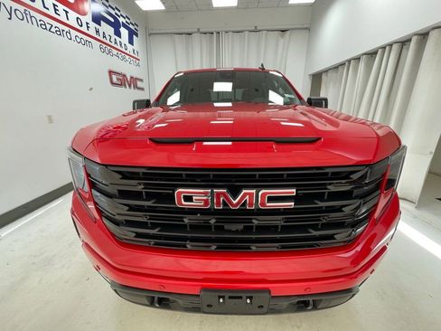 New 2026 GMC Sierra 1500 Elevation w/ Elevation Premium Package image 2