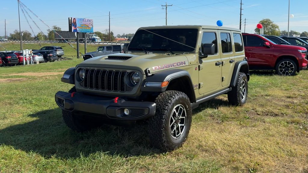 Used 2026 Jeep Wrangler Unlimited Rubicon AWD/4WD image 2