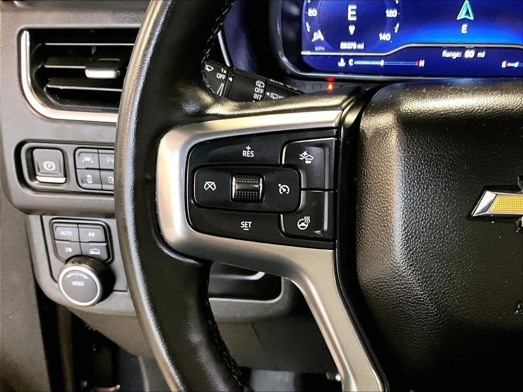 Used 2023 Chevrolet Tahoe LT w/ Luxury Package AWD/4WD image 24