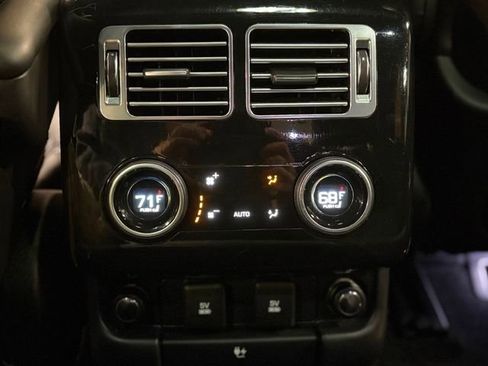 Used 2018 Land Rover Range Rover Supercharged image 41