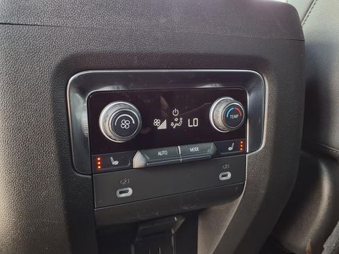 Used 2024 Chevrolet Tahoe Premier image 16