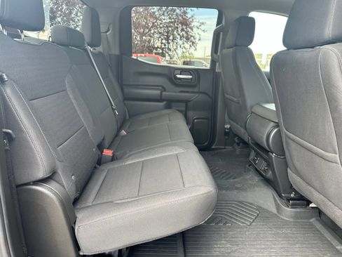 Used 2025 Chevrolet Silverado 1500 Custom Trail Boss w/ Dark Appearance Package AWD/4WD image 25