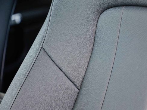 New 2025 Mercedes-Benz EQB 300 4MATIC image 25