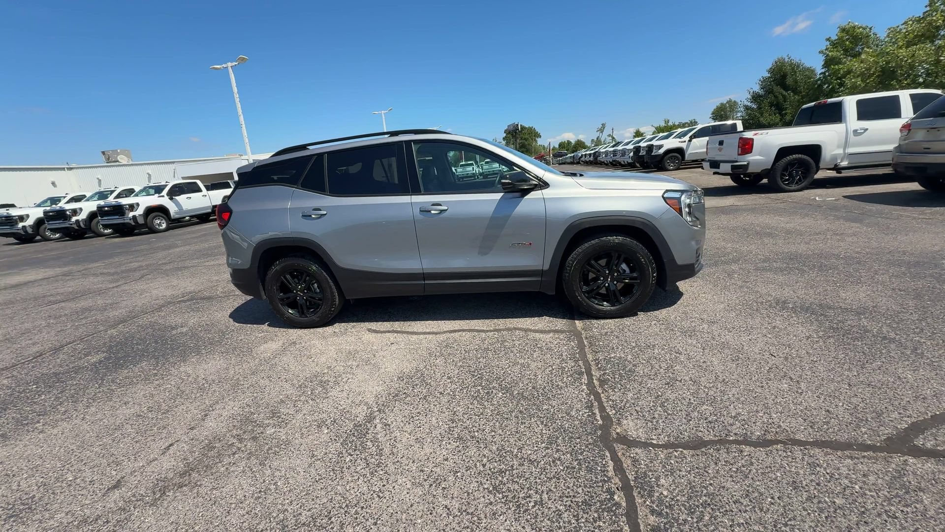 Certified 2024 GMC Terrain AT4 w/ Infotainment Package II AWD/4WD image 1