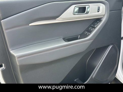 New 2026 Ford Explorer Active image 10