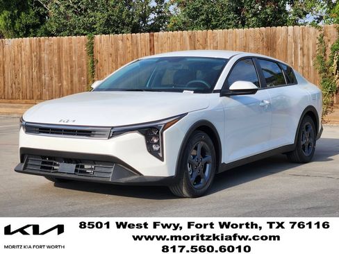 New 2026 Kia K4 FWD image 2