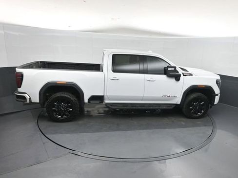 Used 2025 GMC Sierra 2500 AT4 AWD/4WD image 29