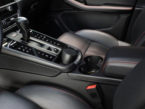 Used 2023 Porsche Macan GTS w/ Premium Package Plus image 36