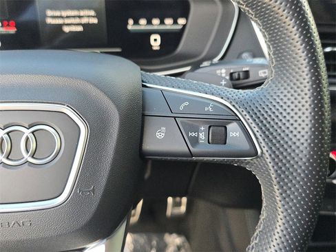 Used 2023 Audi SQ5 Premium Plus w/ Premium Plus Package image 25