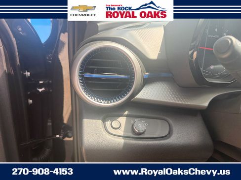 Used 2026 Chevrolet Trax LS w/ LS Convenience Package FWD image 21