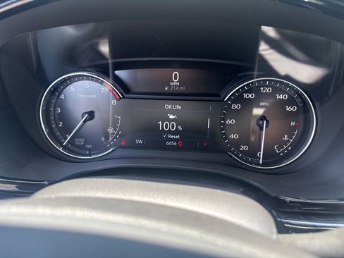 Used 2022 Cadillac XT6 Premium Luxury FWD image 13