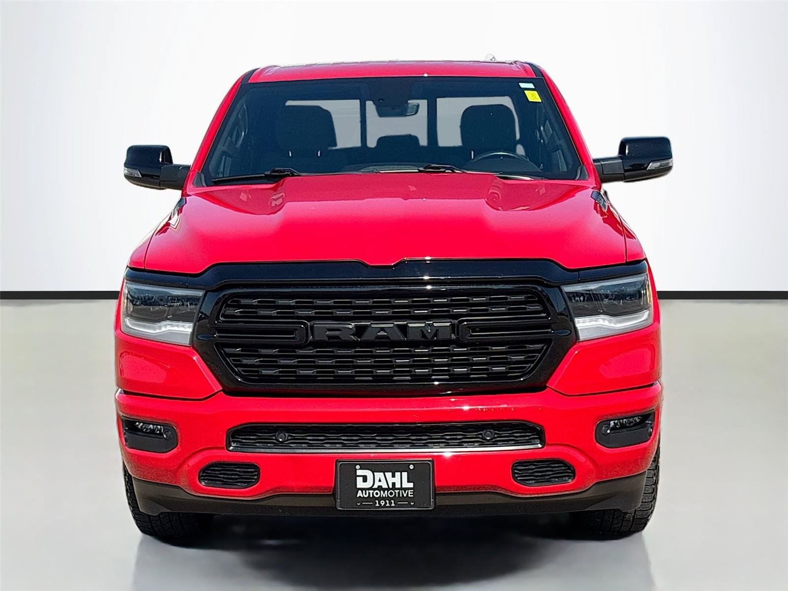 Used 2023 RAM 1500 Big Horn AWD/4WD image 3