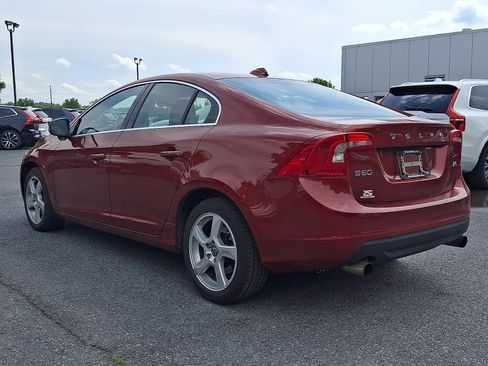 Used 2012 Volvo S60 T5 FWD image 4